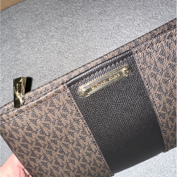 Michael Kors Belt Bag / Fanny Pack L/XL - Picture 5 of 12